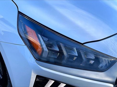 Used 2022 Hyundai Ioniq SEL image 26