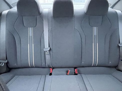 Used 2025 Hyundai Elantra SEL image 21