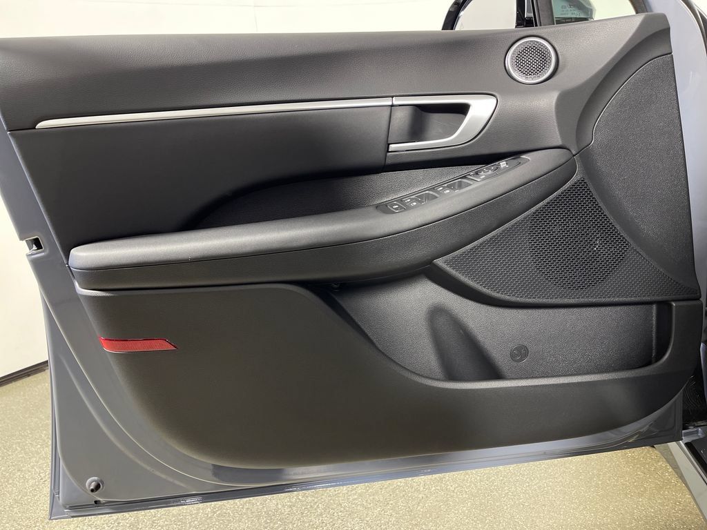New 2026 Hyundai Sonata SEL FWD image 19