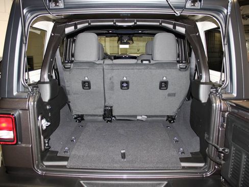 New 2026 Jeep Wrangler Sport S image 29