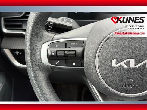 Used 2025 Kia Sportage LX image 34