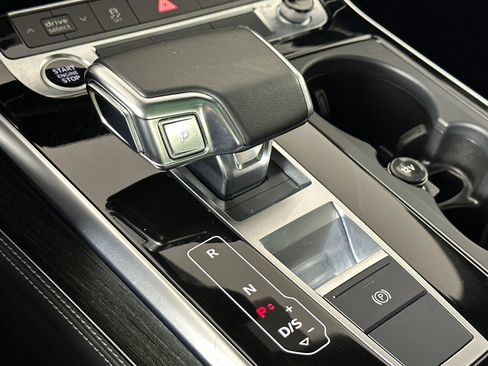 Used 2023 Audi Q8 Premium Plus w/ Premium Plus Package image 21