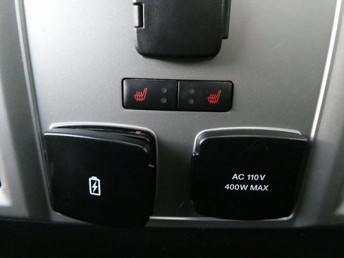 Used 2019 Ford F150 Lariat w/ Equipment Group 502A Luxury image 19