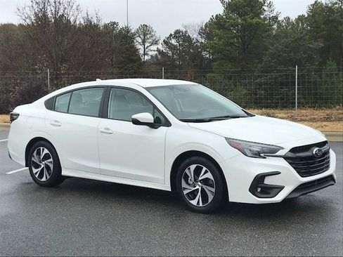 Certified 2024 Subaru Legacy Premium image 2