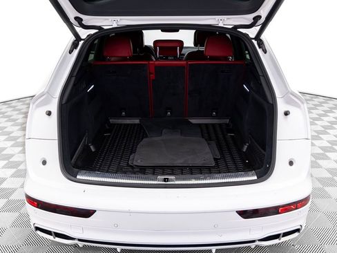 Used 2018 Audi SQ5 Prestige image 32