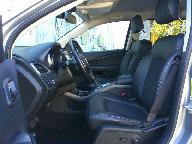 Used 2019 Dodge Journey Crossroad FWD image 12