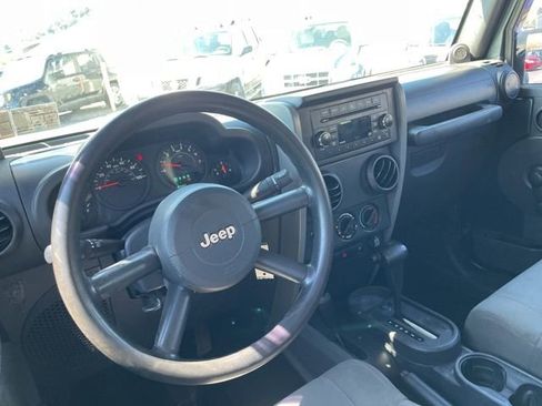 Used 2008 Jeep Wrangler Unlimited X w/ Trailer Tow Group AWD/4WD image 12