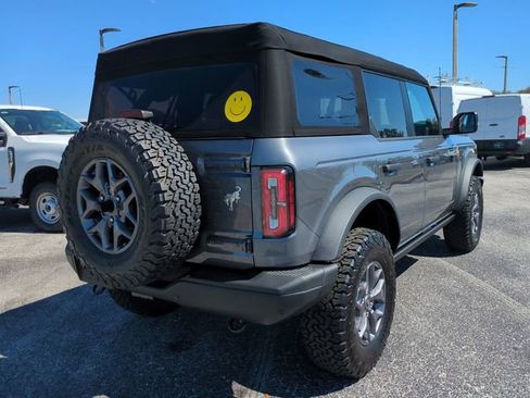 New 2025 Ford Bronco Badlands image 5