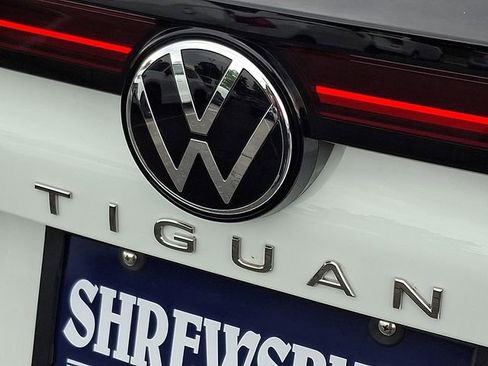 New 2026 Volkswagen Tiguan SE AWD/4WD image 12
