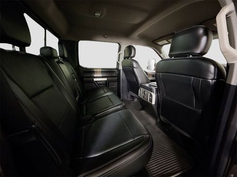 Used 2017 Ford F350 Lariat w/ Chrome Package image 19