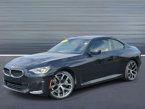 Used 2023 BMW 230i Coupe w/ Premium Package RWD image 1