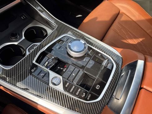 New 2026 BMW X7 M60i image 24