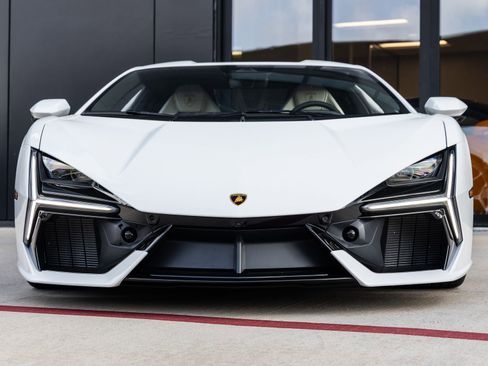 Used 2024 Lamborghini Revuelto AWD/4WD image 5