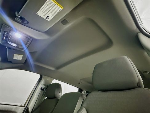 Used 2025 Chevrolet Silverado 2500 Custom w/ Custom Value Package image 11