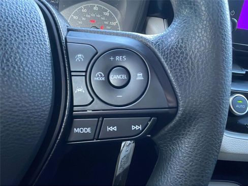 Used 2024 Toyota Corolla LE image 25