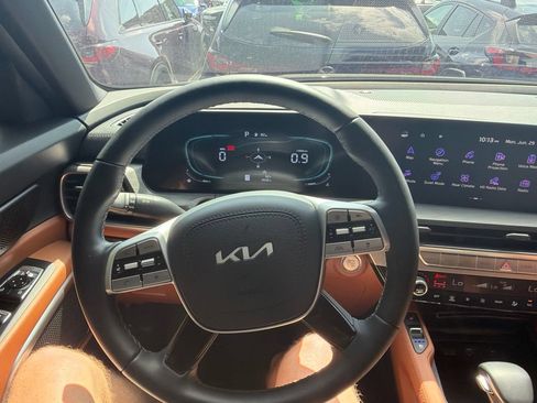 Used 2025 Kia Telluride EX X-Line AWD/4WD image 17