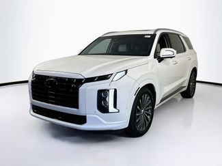 Used 2024 Hyundai Palisade Calligraphy video 1