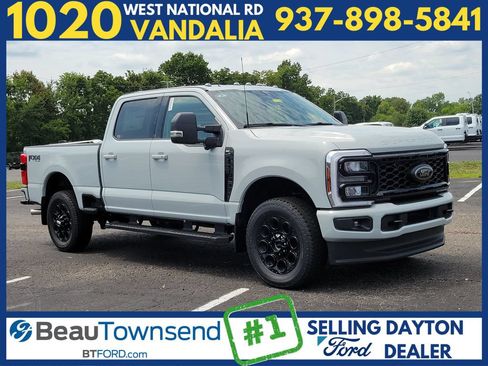 New 2026 Ford F250 XLT w/ XLT Premium Package AWD/4WD image 1