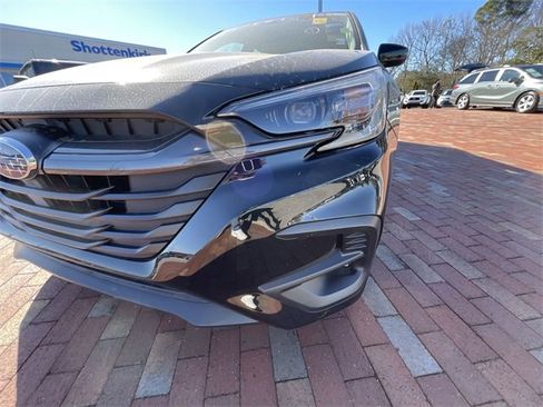 Used 2025 Subaru Legacy Limited image 5