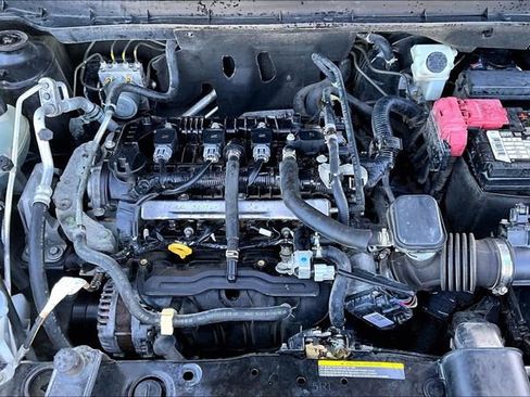 Used 2019 Nissan Kicks S image 27