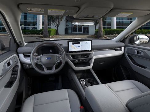 New 2026 Ford Explorer Active w/ Active Comfort Package image 10