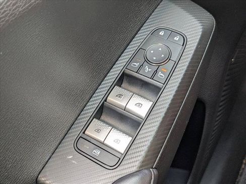Used 2025 Mitsubishi Outlander SE FWD image 14