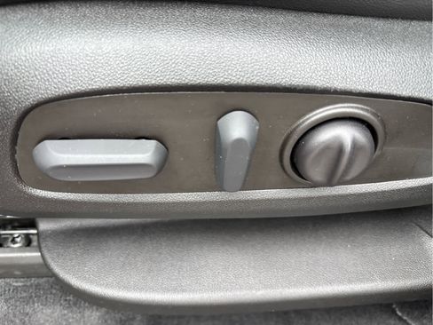 Certified 2023 Chevrolet Traverse RS w/ LPO, Floor Liner Package image 10