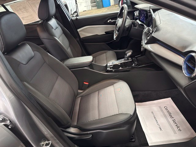 Used 2024 Chevrolet Trax LT w/ Driver Confidence Package FWD image 27