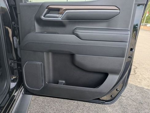 Used 2023 Chevrolet Silverado 1500 LT Trail Boss w/ Convenience Package II image 34