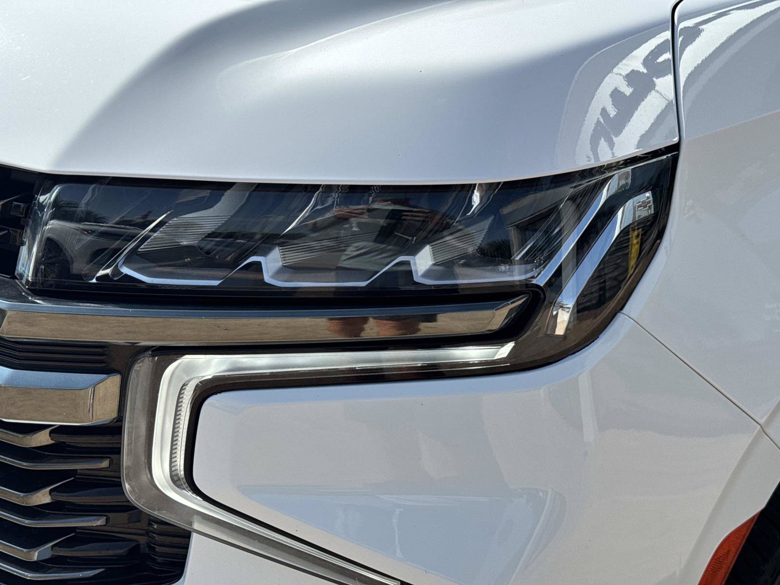 Used 2021 Chevrolet Suburban RST w/ Luxury Package RWD image 9
