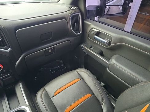 Certified 2022 GMC Sierra 2500 AT4 w/ AT4 Preferred Package image 13