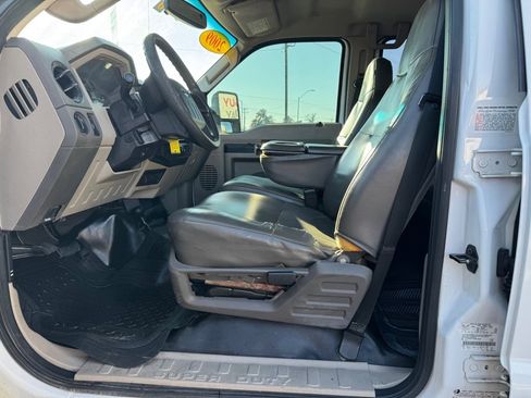 Used 2009 Ford F350 XL image 12