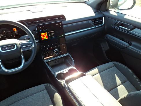 Used 2025 GMC Terrain Elevation image 14