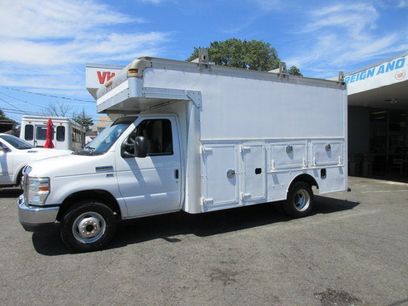 Used 2016 Ford E-350 and Econoline 350 Super Duty w/ Power Windows & Locks Group