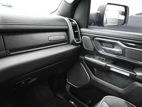 Used 2022 RAM 1500 Laramie AWD/4WD image 22