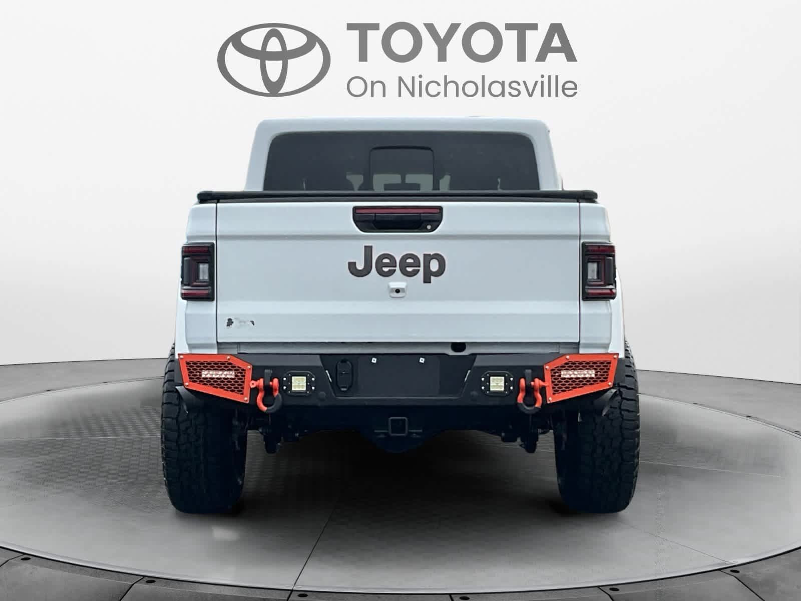 Used 2023 Jeep Gladiator Mojave w/ LED Lighting Group AWD/4WD image 4