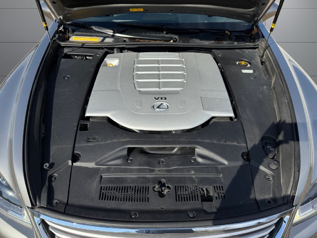 Used 2016 Lexus LS 460 AWD w/ Comfort Package image 20