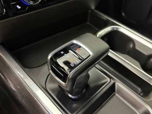 Used 2025 Chevrolet Silverado 1500 LTZ RWD image 36