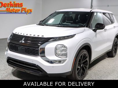 Used 2024 Mitsubishi Outlander SE Black Edition