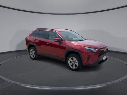 Certified 2025 Toyota RAV4 XLE FWD image 2
