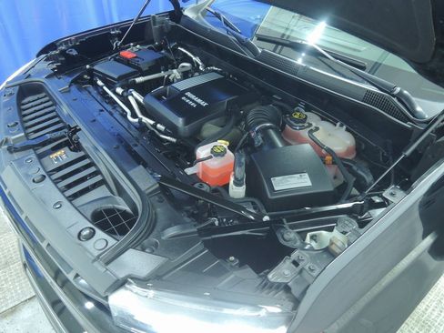 Used 2021 Chevrolet Silverado 1500 RST image 40