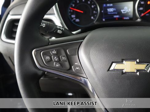 Used 2024 Chevrolet Equinox LT image 3