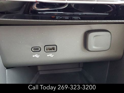 New 2025 Buick Encore GX Avenir w/ Avenir Technology Package image 34