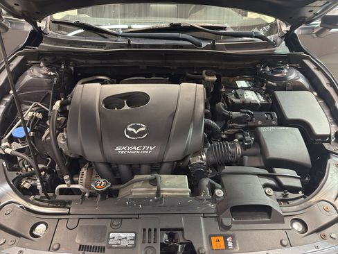 Used 2016 MAZDA MAZDA3 i Touring image 32