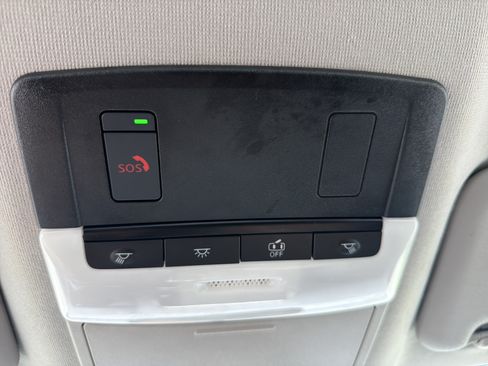Used 2025 Nissan Sentra SV FWD image 5