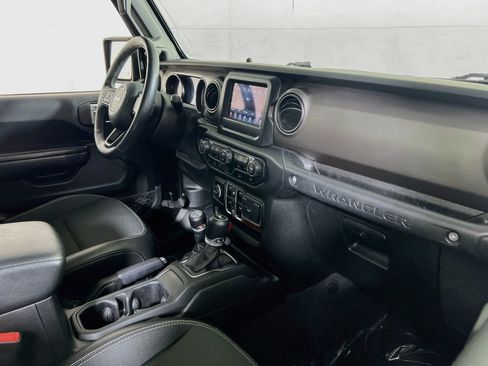 Used 2020 Jeep Wrangler Unlimited Sport AWD/4WD image 27