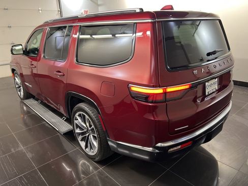 Used 2022 Jeep Wagoneer Series III w/ Premium Group I image 4