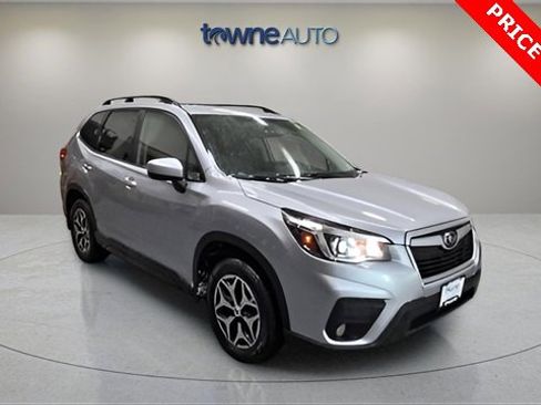 Used 2019 Subaru Forester Premium w/ All-Weather Package image 7