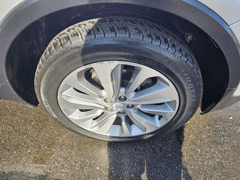 Used 2018 Buick Encore Preferred FWD image 14