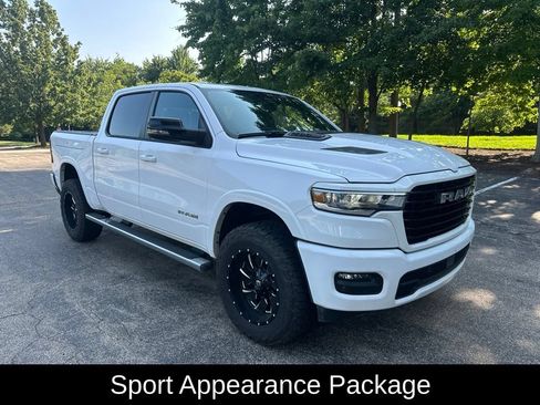 Used 2025 RAM 1500 Laramie w/ Sport Appearance Package AWD/4WD image 3